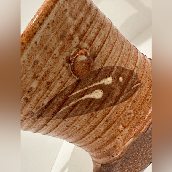 Vintage Studio Pottery Vessel Ikebana Bamboo Handle Signed (00499) - Picture 8 of 15